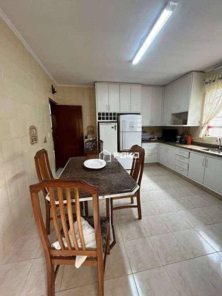 Imagem Casa com 4 Quartos para Alugar, 224 m² em Jardim Maria Helena - Guarulhos Imagem Casa com 4 Quartos para Alugar, 224 m² em Jardim Maria Helena - Guarulhos