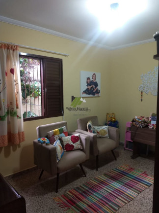 Imagem Casa com 3 Quartos à Venda, 198 m²