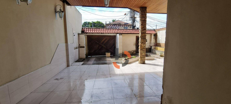 Imagem Casa com 4 Quartos à Venda, 452 m² em Cerâmica - Nova Iguaçu