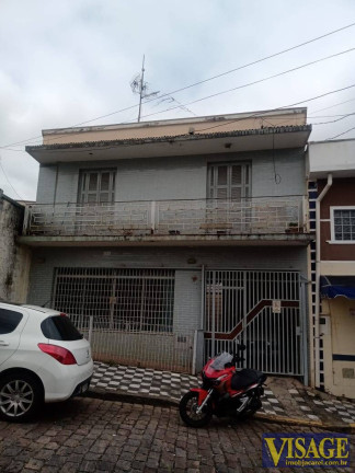 Casa com 4 Quartos à Venda, 105 m² em Centro - Jacareí