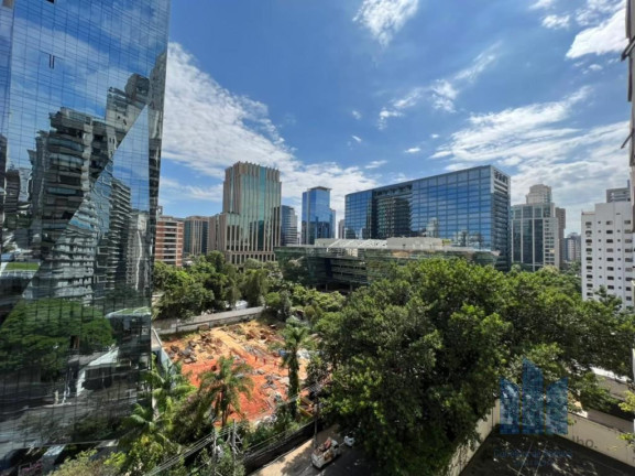 Imagem Apartamento com 4 Quartos à Venda, 220 m² em Itaim Bibi - São Paulo Imagem Apartamento com 4 Quartos à Venda, 220 m² em Itaim Bibi - São Paulo