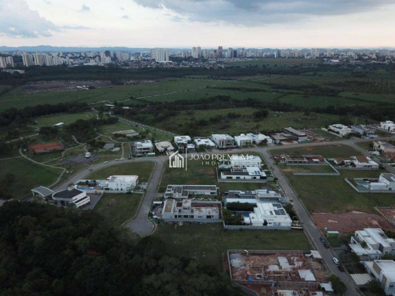 Terreno à Venda, 1.400 m² em Urbanova - São José Dos Campos
