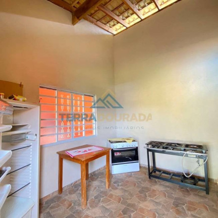 Imagem Imóvel com 2 Quartos à Venda, 45 m² em Centro - Gonçalves Imagem Imóvel com 2 Quartos à Venda, 45 m² em Centro - Gonçalves