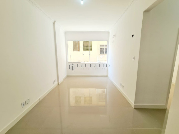 Imagem Apartamento com 2 Quartos à Venda, 70 m² em Laranjeiras - Rio De Janeiro Imagem Apartamento com 2 Quartos à Venda, 70 m² em Laranjeiras - Rio De Janeiro