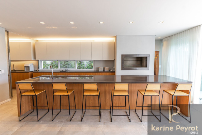 Imagem Casa de Condomínio com 4 Quartos à Venda, 540 m² em Centro - Xangri-lá