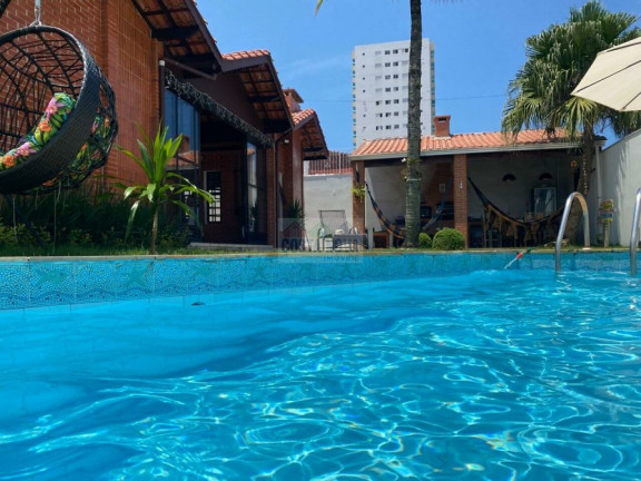 Imagem Casa com 3 Quartos à Venda, 220 m² em Flórida - Praia Grande Imagem Casa com 3 Quartos à Venda, 220 m² em Flórida - Praia Grande