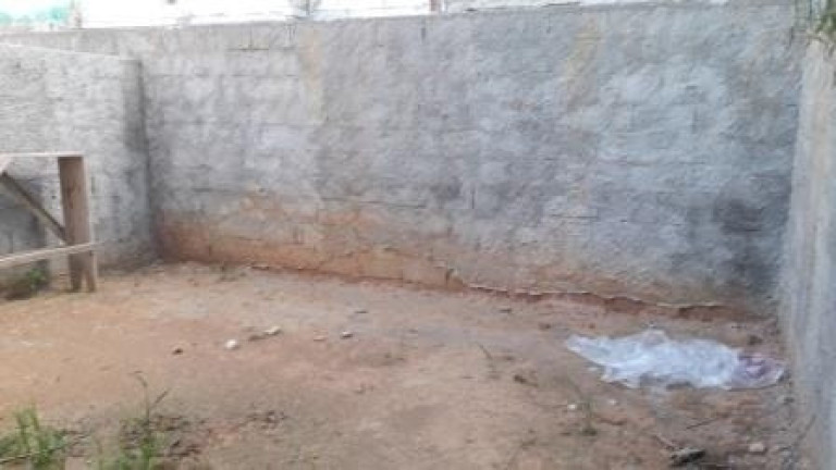 Imagem Casa com 2 Quartos à Venda, 60 m² em Conjunto Residencial Araretama - Pindamonhangaba Imagem Casa com 2 Quartos à Venda, 60 m² em Conjunto Residencial Araretama - Pindamonhangaba
