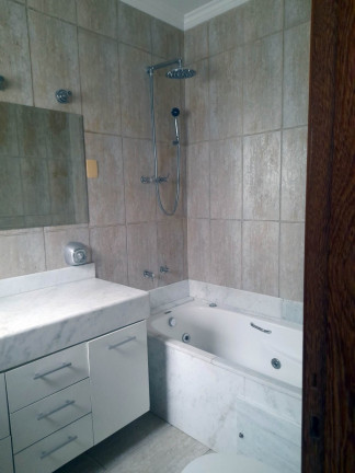 Imagem Casa com 3 Quartos para Alugar, 210 m² em Vila Carrão - São Paulo Imagem Casa com 3 Quartos para Alugar, 210 m² em Vila Carrão - São Paulo