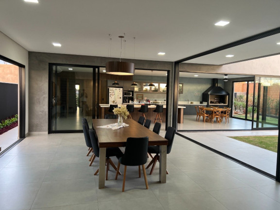 Imagem Sobrado com 3 Quartos à Venda, 462 m² em Residencial Alphaville Iii - Campo Grande