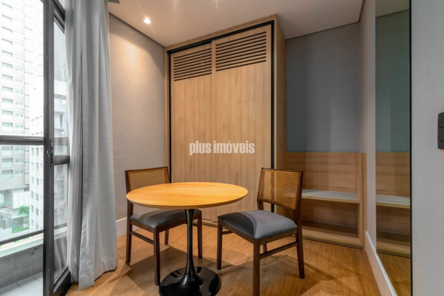 Imagem Imóvel com 1 Quarto à Venda, 42 m² em Jardim Europa - São Paulo Imagem Imóvel com 1 Quarto à Venda, 42 m² em Jardim Europa - São Paulo
