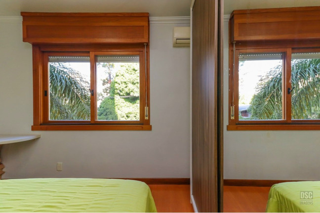 Imagem Apartamento com 3 Quartos à Venda, 130 m² em Santana - Porto Alegre Imagem Apartamento com 3 Quartos à Venda, 130 m² em Santana - Porto Alegre