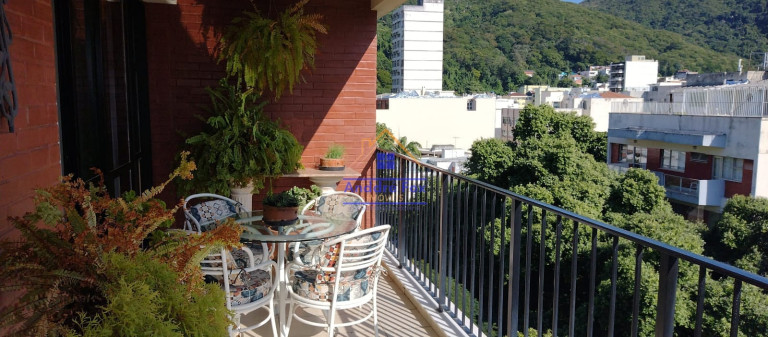 Imagem Imóvel com 4 Quartos à Venda, 274 m² em Grajaú - Rio De Janeiro