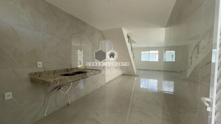 Imagem Casa com 4 Quartos à Venda, 127 m² em Centro - Eusébio Imagem Casa com 4 Quartos à Venda, 127 m² em Centro - Eusébio