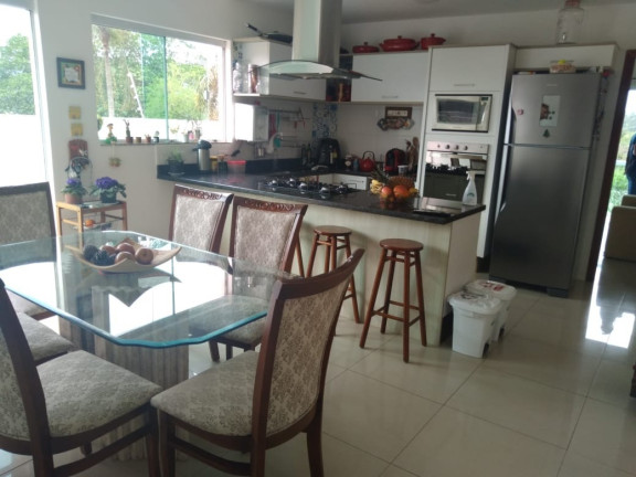 Imagem Casa com 4 Quartos à Venda, 181 m² em Trindade - Florianópolis Imagem Casa com 4 Quartos à Venda, 181 m² em Trindade - Florianópolis