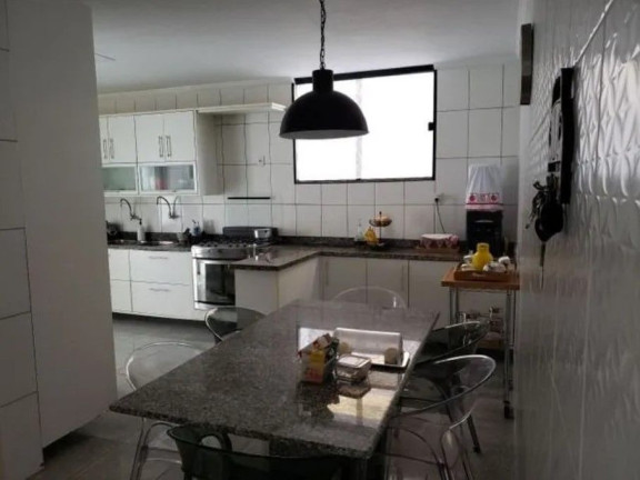 Imagem Casa com 5 Quartos à Venda, 521 m² em Matatu - Salvador Imagem Casa com 5 Quartos à Venda, 521 m² em Matatu - Salvador