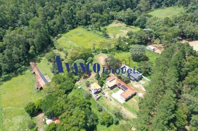 Imagem Chácara com 8 Quartos à Venda, 10.000 m² em Santa Clara - Jundiaí