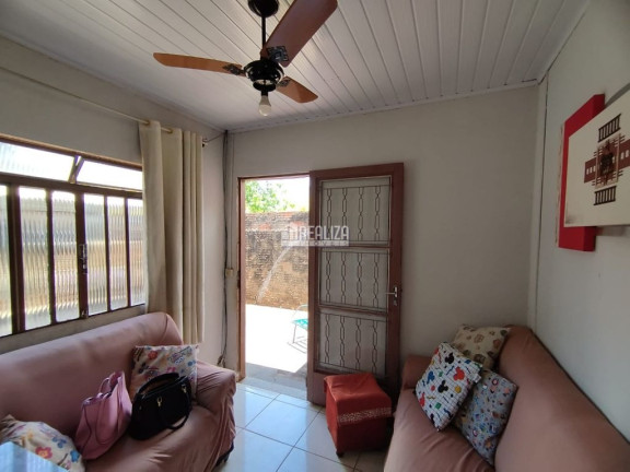 Imagem Casa com 2 Quartos à Venda, 380 m² em Fabrício - Uberaba Imagem Casa com 2 Quartos à Venda, 380 m² em Fabrício - Uberaba