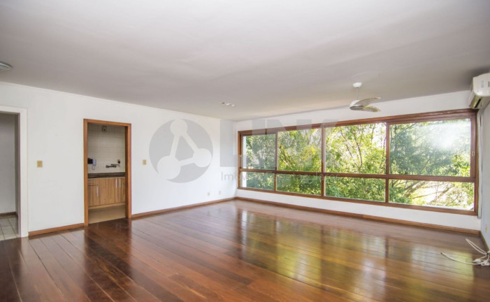 Imagem Apartamento com 3 Quartos à Venda, 127 m² em Moinhos De Vento - Porto Alegre