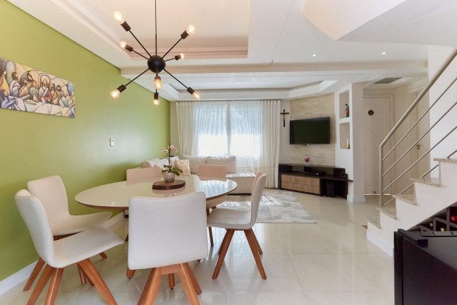 Imagem Casa com 2 Quartos à Venda, 180 m² em Portão - Curitiba Imagem Casa com 2 Quartos à Venda, 180 m² em Portão - Curitiba
