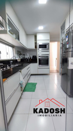 Imagem Casa com 3 Quartos à Venda, 300 m² em Sim - Feira De Santana Imagem Casa com 3 Quartos à Venda, 300 m² em Sim - Feira De Santana
