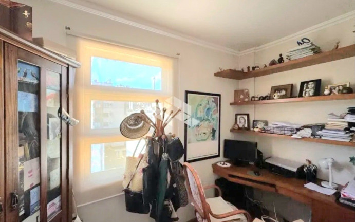 Imagem Imóvel com 3 Quartos à Venda, 146 m² em Petrópolis - Porto Alegre
