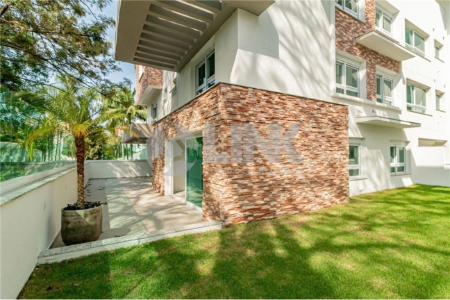 Imagem Apartamento com 3 Quartos à Venda, 227 m² em Menino Deus - Porto Alegre