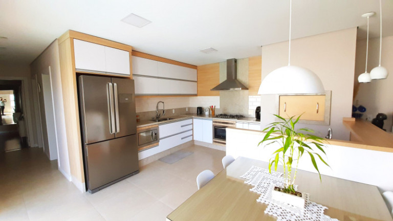 Imagem Casa com 3 Quartos à Venda, 174 m²