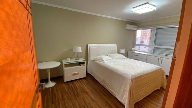 Imagem Apartamento com 3 Quartos à Venda, 122 m² em Moema - São Paulo