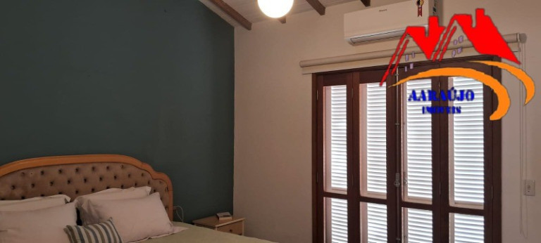 Imagem Casa com 4 Quartos à Venda, 280 m² em Jardim Colibri - Cotia Imagem Casa com 4 Quartos à Venda, 280 m² em Jardim Colibri - Cotia