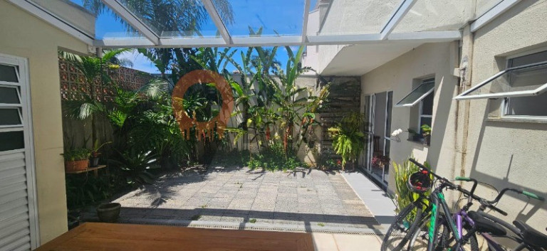 Imagem Casa com 3 Quartos à Venda, 245 m² em Vila Moraes - Mogi Das Cruzes Imagem Casa com 3 Quartos à Venda, 245 m² em Vila Moraes - Mogi Das Cruzes