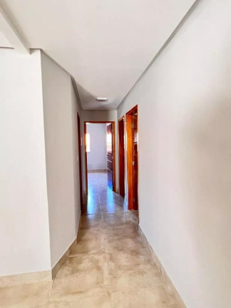 Imagem Casa com 3 Quartos à Venda, 243 m² em Parque Das Laranjeiras Acréscimo - Goiânia