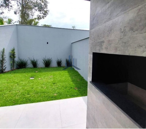 Imagem Sobrado com 3 Quartos à Venda, 160 m² em Glória - Joinville Imagem Sobrado com 3 Quartos à Venda, 160 m² em Glória - Joinville