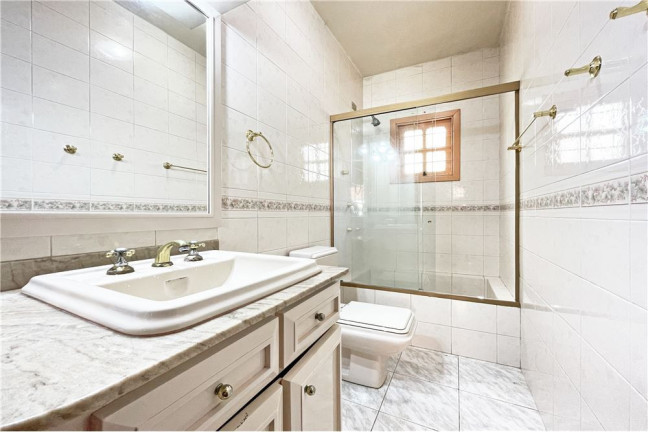 Imagem Casa com 2 Quartos à Venda, 302 m² em Partenon - Porto Alegre Imagem Casa com 2 Quartos à Venda, 302 m² em Partenon - Porto Alegre