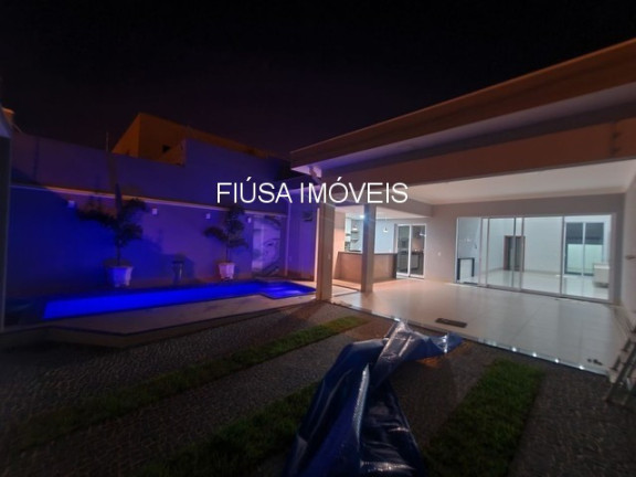 Imagem Casa com 3 Quartos à Venda,  em Centro - Sertãozinho