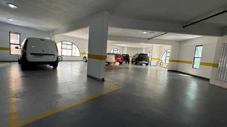 Imagem Imóvel com 3 Quartos à Venda, 146 m² em Centro - Balneário Camboriú Imagem Imóvel com 3 Quartos à Venda, 146 m² em Centro - Balneário Camboriú