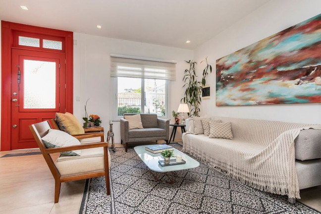 Imagem Casa com 3 Quartos à Venda, 300 m² em Jardim Lindóia - Porto Alegre Imagem Casa com 3 Quartos à Venda, 300 m² em Jardim Lindóia - Porto Alegre