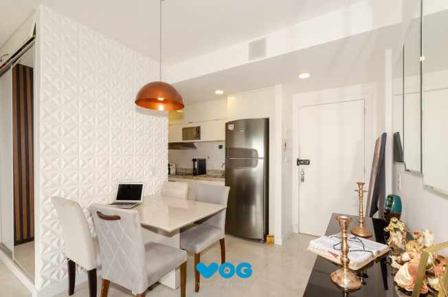 Imagem Imóvel com 1 Quarto à Venda, 45 m² em Petrópolis - Porto Alegre
