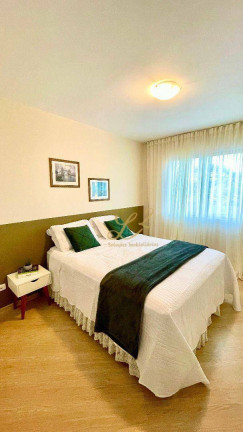 Imagem Sobrado com 3 Quartos à Venda, 220 m² em Tingui - Curitiba Imagem Sobrado com 3 Quartos à Venda, 220 m² em Tingui - Curitiba