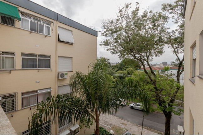 Imagem Imóvel com 1 Quarto à Venda, 31 m² em Passo Da Areia - Porto Alegre Imagem Imóvel com 1 Quarto à Venda, 31 m² em Passo Da Areia - Porto Alegre