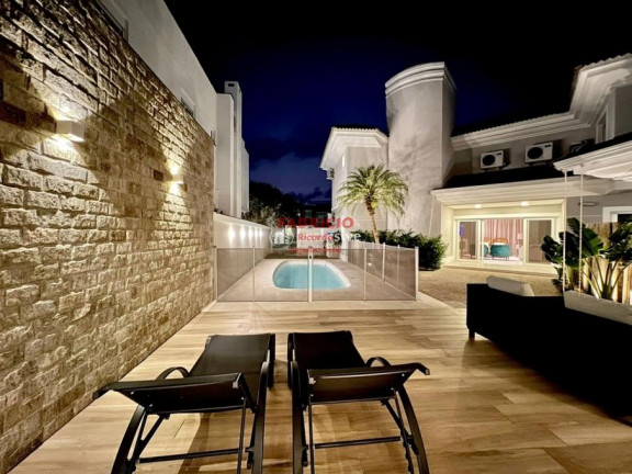 Imagem Casa de Condomínio com 4 Quartos à Venda, 420 m² em Zona Nova  - Capão Da Canoa
