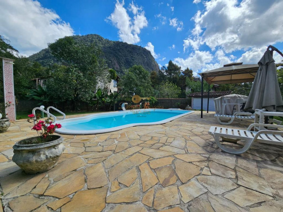 Imagem Casa com 4 Quartos à Venda, 400 m² em Comary - Teresópolis Imagem Casa com 4 Quartos à Venda, 400 m² em Comary - Teresópolis