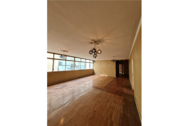 Imagem Imóvel com 3 Quartos à Venda, em Higienópolis - São Paulo Imagem Imóvel com 3 Quartos à Venda, em Higienópolis - São Paulo