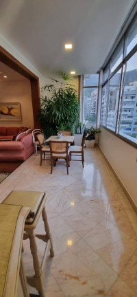 Imagem Apartamento com 3 Quartos à Venda,  em Copacabana - Rio De Janeiro