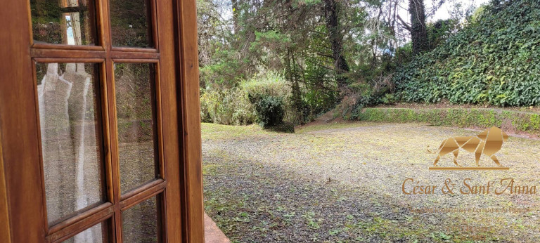 Imagem Casa com 4 Quartos à Venda, 500 m² em Campos Do Jordão Imagem Casa com 4 Quartos à Venda, 500 m² em Campos Do Jordão