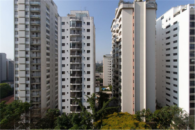Imagem Apartamento com 4 Quartos à Venda, 192 m² em Campo Belo - São Paulo