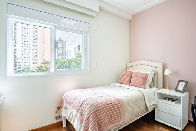 Imagem Apartamento com 4 Quartos à Venda, 215 m² em Moema - São Paulo Imagem Apartamento com 4 Quartos à Venda, 215 m² em Moema - São Paulo