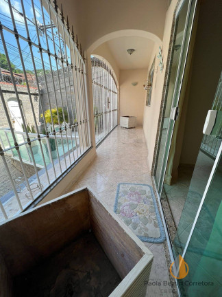 Imagem Casa com 3 Quartos à Venda, 598 m² em Centro - São Gonçalo Imagem Casa com 3 Quartos à Venda, 598 m² em Centro - São Gonçalo