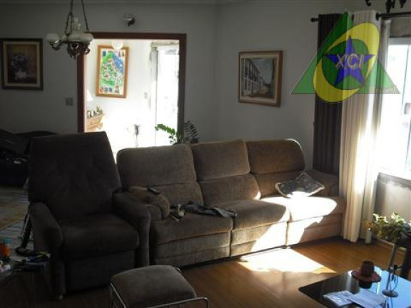 Imagem Casa com 2 Quartos à Venda, 400 m² em Jardim Nova Europa - Campinas Imagem Casa com 2 Quartos à Venda, 400 m² em Jardim Nova Europa - Campinas