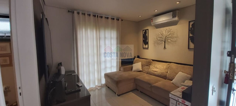 Imagem Casa com 4 Quartos à Venda, 373 m² Imagem Casa com 4 Quartos à Venda, 373 m²