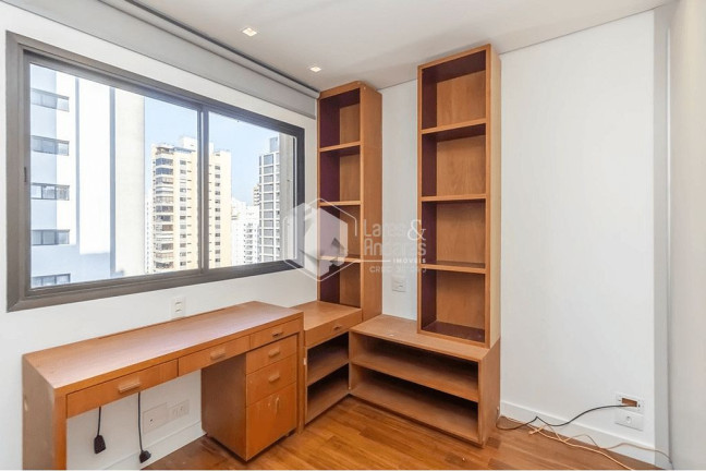 Imagem Apartamento com 3 Quartos à Venda, 134 m² em Moema - São Paulo Imagem Apartamento com 3 Quartos à Venda, 134 m² em Moema - São Paulo